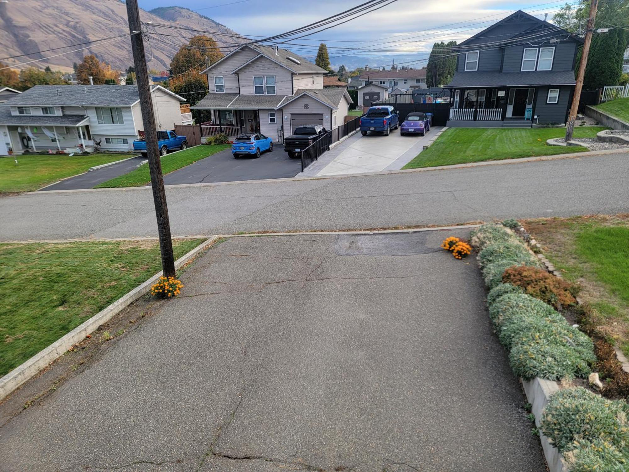 Charming - 2 Bedrooms Suite, 1 Full Bath & Family Room Kamloops Extérieur photo